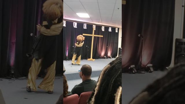 War Cry Queen Naija_Praise Dance Malaya Chandler _Warfare *I DO NOT OWN THE RIGHTS TO THIS MUSIC* смотреть онлайн