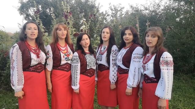 Жіночий вокальний ансамбль "Пісенне джерело"- Гуцулко Ксеню смотреть онлайн