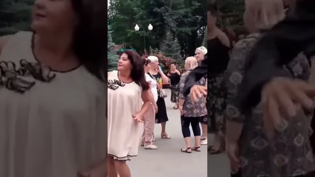 ИЩУ ТЕБЯ РОДНАЯ ДНЁМ И НОЧЬЮ! смотреть онлайн