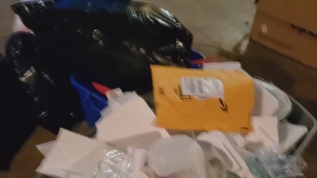 Семейная уборка огорода США. Свинки в доме!!! Многодетная Семья Савченко Жизнь в Америке смотреть онлайн