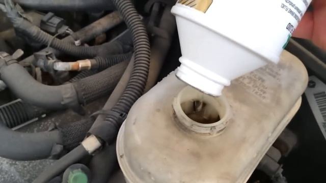 My emergency brake light won't turn off and my ABS light EASY FIX смотреть онлайн