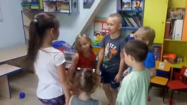 Песенка "У оленя дом большой" смотреть онлайн