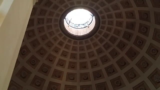 РИМ ИТАЛИЯ БАЗИЛИКА Санта-Мария-ин-Трастевере Гуляем по Римским УЛОЧКАМ смотреть онлайн