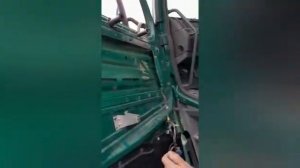 установка водительского стекла Volvo fh12, видео длиннее по просьбе