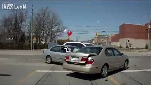 Авария с шариками