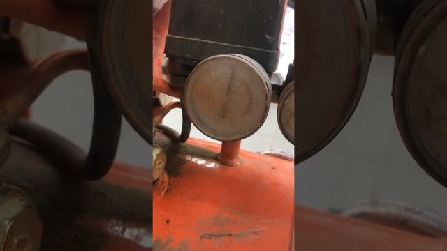 GIGANT компрессор смотреть онлайн