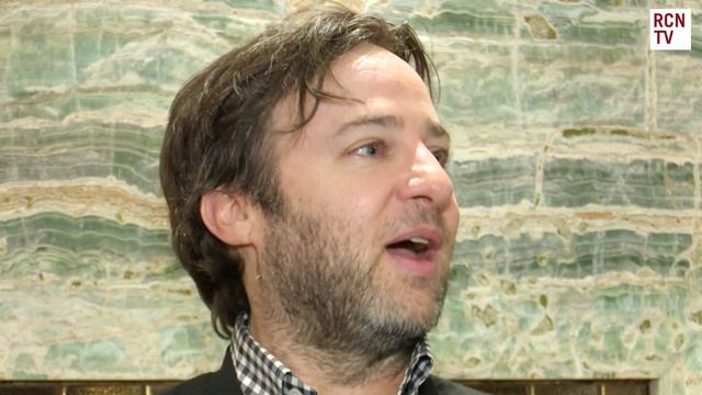 Danny Strong On Working With Barry Levinson смотреть онлайн