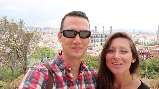 DRIVING A FERRARI in BARCELONA смотреть онлайн