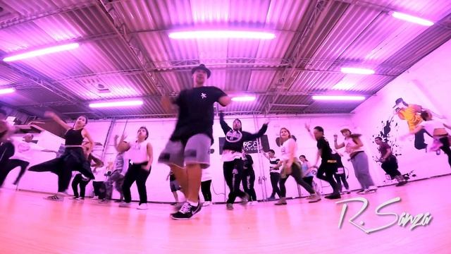 Breakbot - i'm yours / Locking Workshop en DThree смотреть онлайн