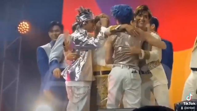SB19 PABLO Emotional /Cry during 2022PPOPCON FINALE While Hugging His Brothers in PHP смотреть онлайн