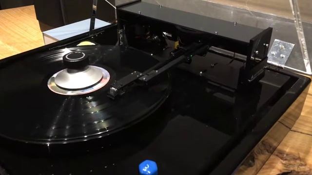 Goldmund Studio and T3 Servo Radial Tonearm смотреть онлайн
