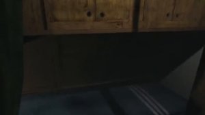 В подводной лодке.Шум двигателя.