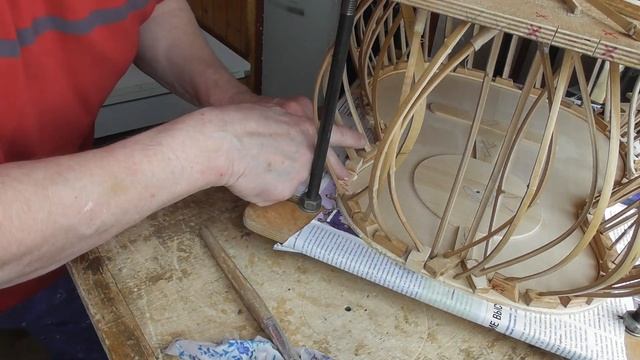 Подгонка шестого сегмента футора в верхней деке напильником-часть 2(видео №870). смотреть онлайн
