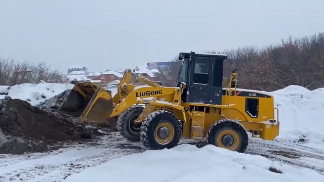 Фронтальный погрузчик LiuGong 836 смотреть онлайн