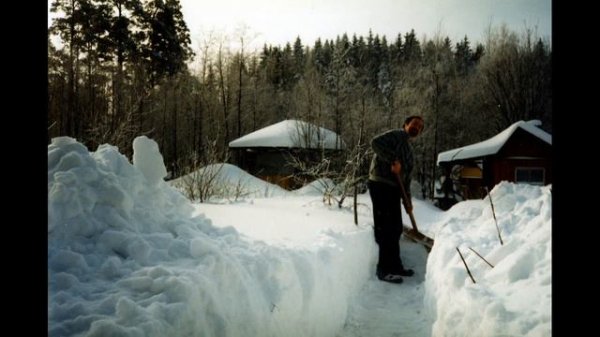 Снег лежит...