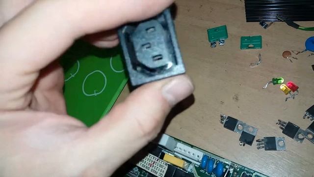 Що цікавого в системі безперебійного живлення UPS SWEN powercom? смотреть онлайн