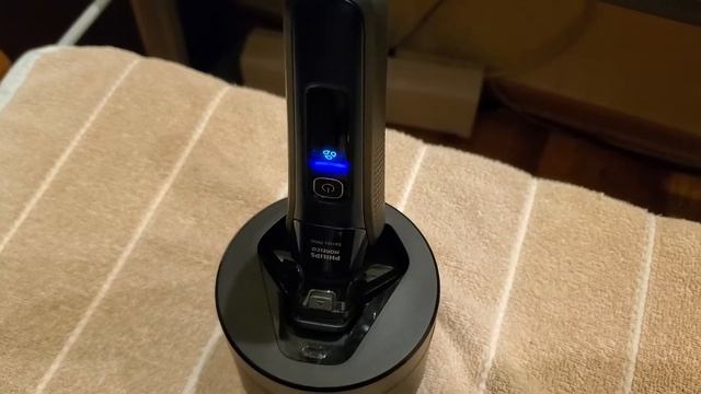 How to refill Philips Norelco Quick Clean Pod Cartridge смотреть онлайн