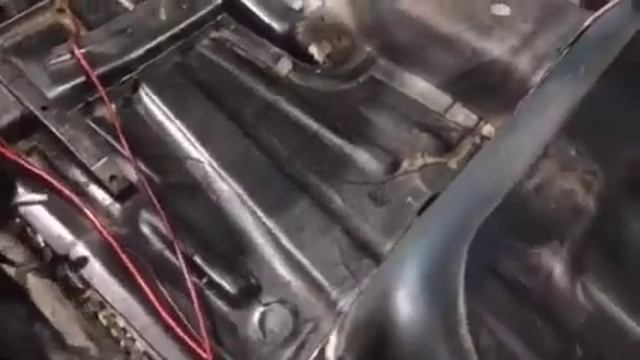 А так ли плох отечественный автопром? Свои минусы, конечно же, есть: заводская шумоизоляция смотреть онлайн