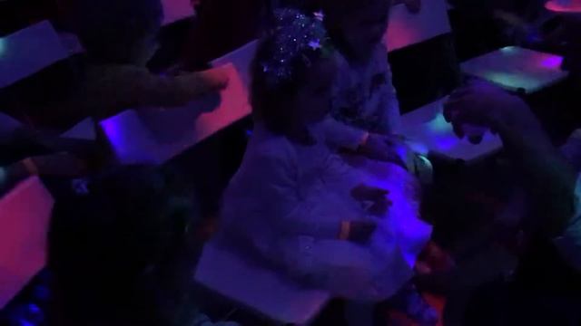 Новогоднее представление "Фокус-покус Новый год" в Лабиринтуме смотреть онлайн