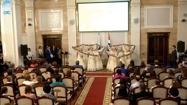 В Правительстве Новосибирской области чествовали многодетные семьи смотреть онлайн