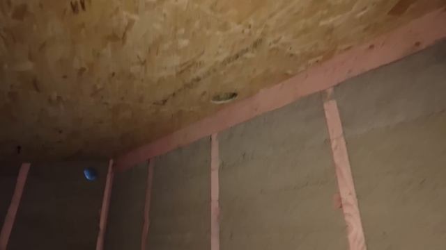 #96 Заканчиваем бетонные работы на хоздворе! Продолжаю ремонт туалетно-душевой комнаты смотреть онлайн