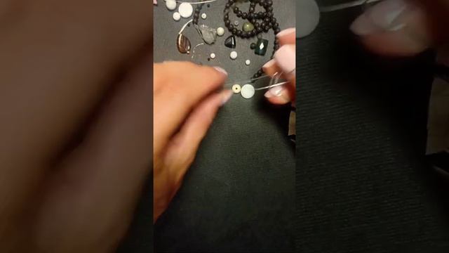 Заполняю камнями кулон "Волк" смотреть онлайн