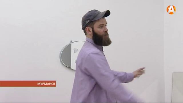 Помогут ли зеркала выставки понять, что находится под масками людей 20.05.2016 смотреть онлайн