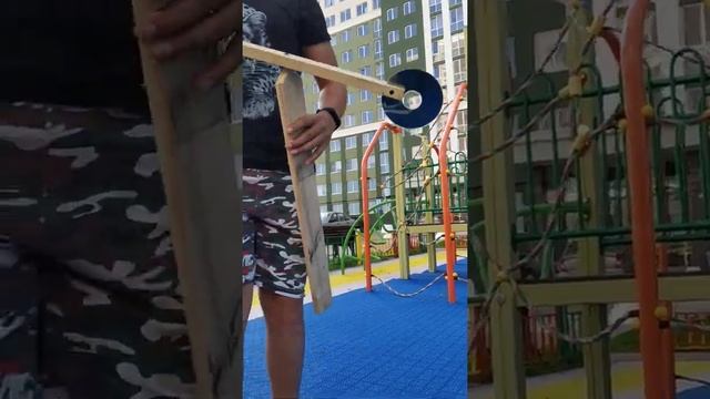 Трюковой самокат// обзор и трюки) смотреть онлайн