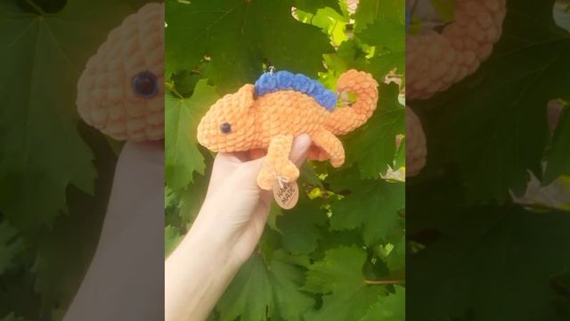 Вязаные игрушки и брелки #амигуруми #амигурумикрючком #вязаниекрючком #вязаныеигрушки смотреть онлайн