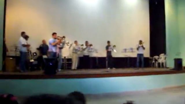 trombone 2 100 1509 смотреть онлайн