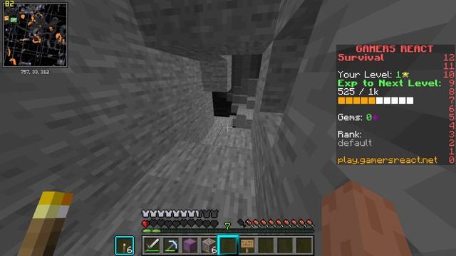 Playing Gamers React Minecraft Server (Sort of funny moments) смотреть онлайн