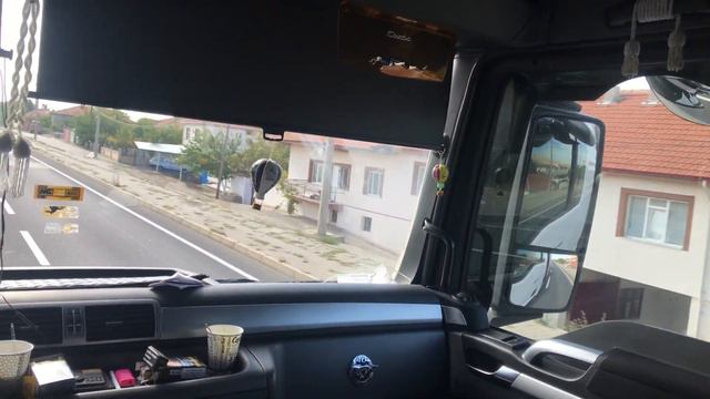 Man tgx yola devam смотреть онлайн