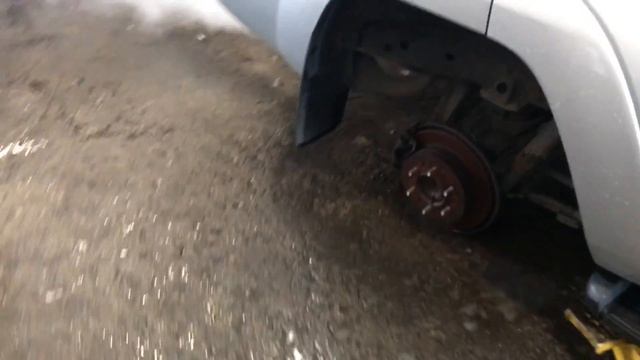 AGH547- 2004 Toyota 4-Runner смотреть онлайн