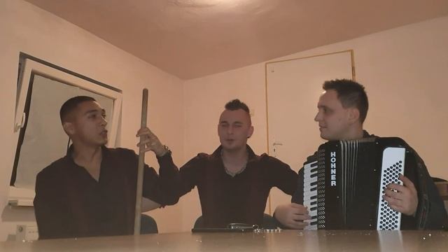 REVIAL- Dobry večar,frajirečko moja смотреть онлайн