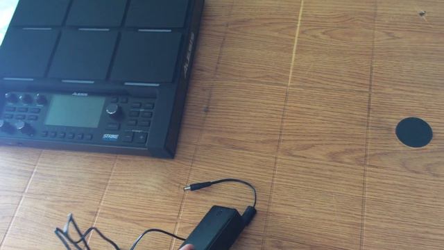Raw footage unboxing Multipad Strike from Alesis and light effects drumsticks Rockstix2 HD смотреть онлайн