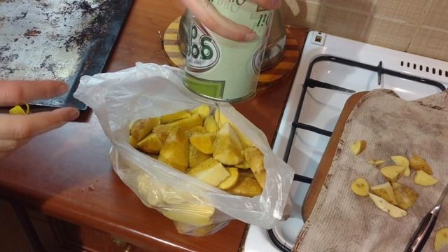 ЗАПЕЧЕННАЯ КАРТОШКА (быстро, просто и вкусно)