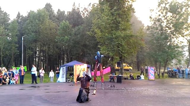 Тула. Театральный дворик 2016. Баташёвский парк(14) смотреть онлайн