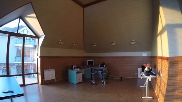 Дом в Сочи. 450м2, бассейн, сауна , гостевой дом, и отличный ремонт !!! смотреть онлайн