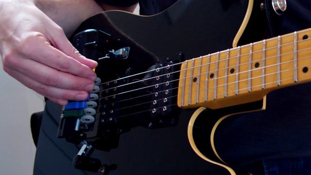 Guitar solo over some chords bowed by the Gizmotron 2.0 смотреть онлайн