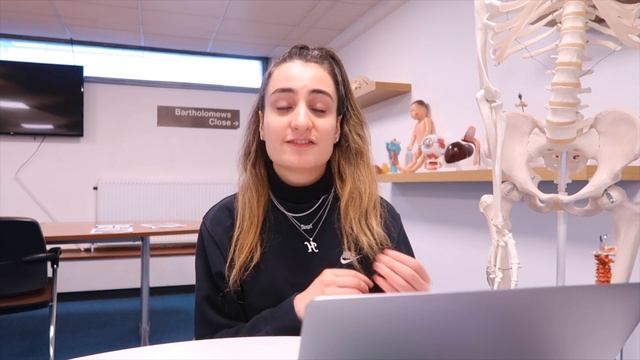 HOW I STUDY AT MEDICAL SCHOOL AS A SECOND YEAR MEDICAL STUDENT - Medical School Vlog (UK) смотреть онлайн