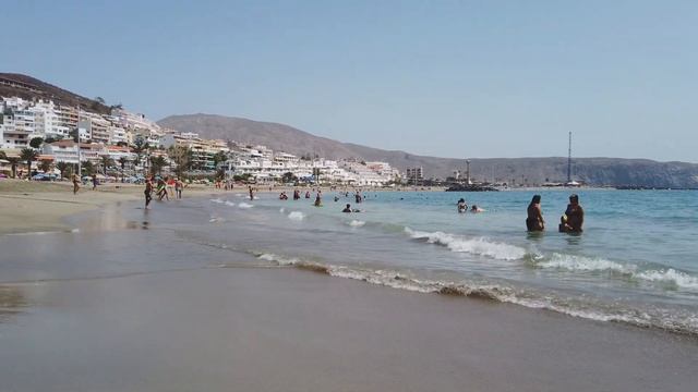 Las Vistas (Playa de Las Vistas) - beach in Tenerife - walking tour in September 2020 смотреть онлайн