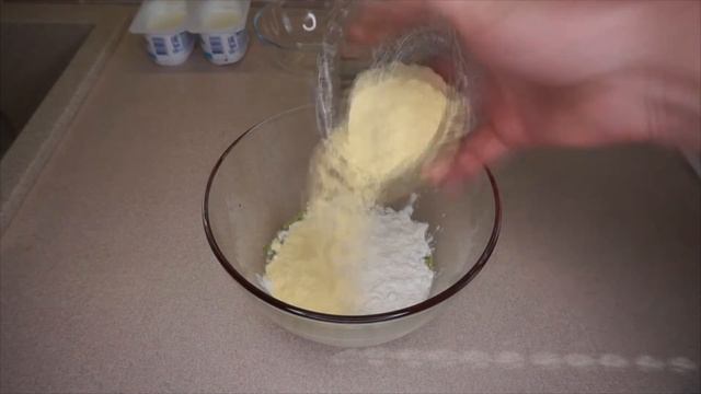 Как приготовить оладьи со шпинатом для детей. Подробный рецепт. Оладьи на завтрак обед и ужин. смотреть онлайн