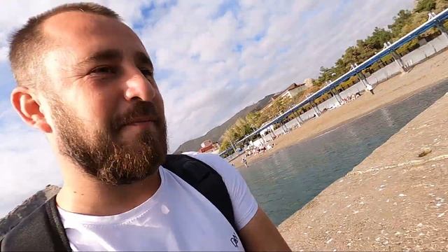 КРЫМ - МОСКВИЧИ ЕДУТ НА МОРЕ. ЧТО ПРОИСХОДИТ В СУДАКЕ ОСЕНЬЮ? смотреть онлайн