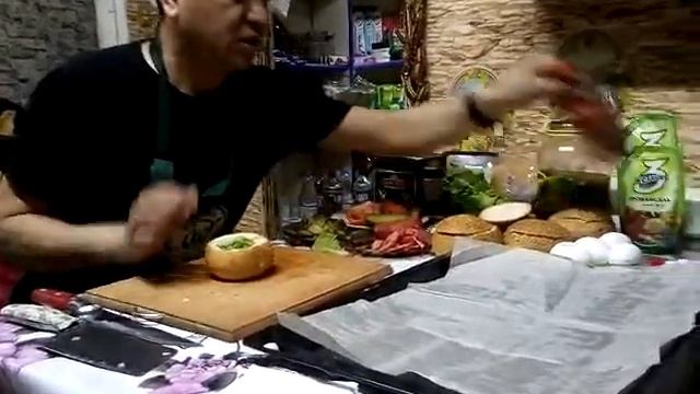 Как сделать булочки с яйцом смотреть онлайн