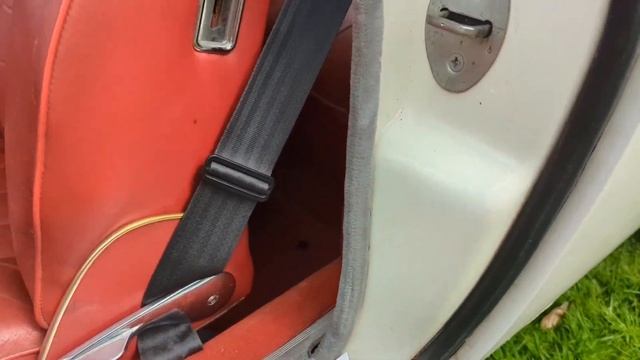 1975 Daimler Sovereign Coupe Interior Review смотреть онлайн