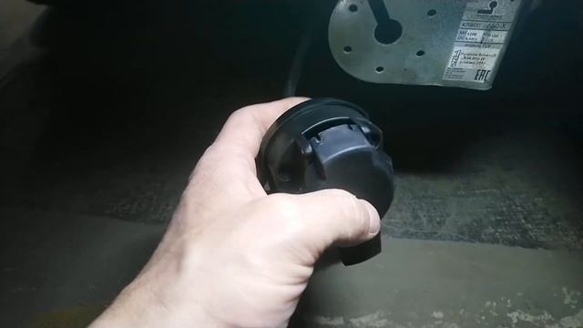 Ставим блок согласования с прицепом на примере KIA RIO смотреть онлайн