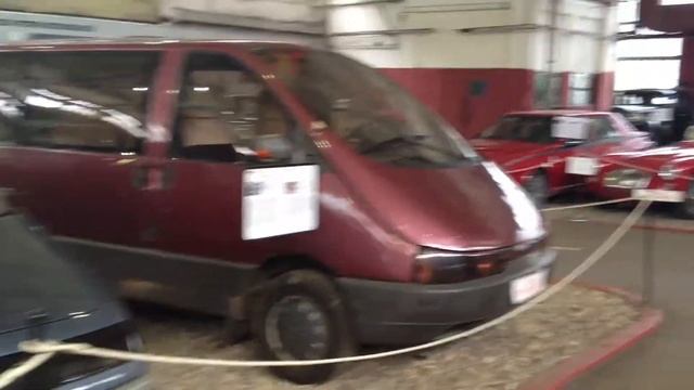 Прототипы АЗЛК (Москвич) в музее ретро автомобилей смотреть онлайн
