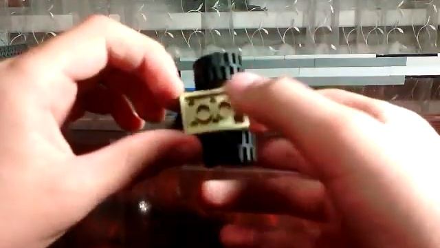 Самодельные полезные предметы из Лего смотреть онлайн