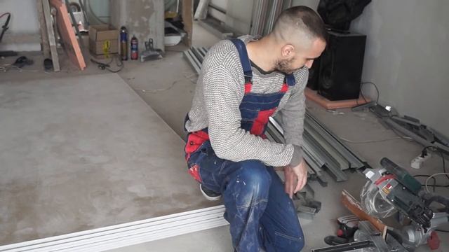 Еще раз о Торцовочная пила по дереву и металу! METABO KGSV 216 M смотреть онлайн