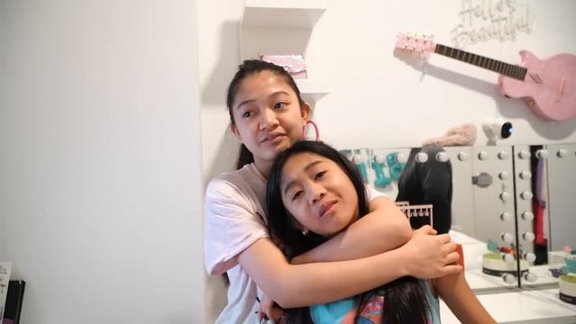 KAYCEE'S 16th BIRTHDAY GIFT | TRIP TO JAPAN | KAYCEE & RACHEL in WONDERLAND FAMILY смотреть онлайн